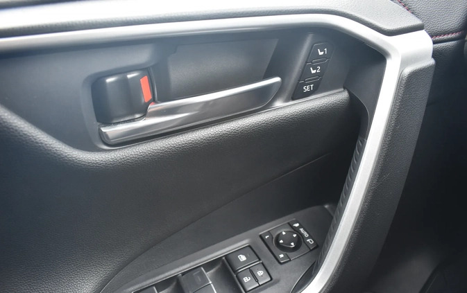 Toyota RAV4 cena 182200 przebieg: 140559, rok produkcji 2021 z Kalwaria Zebrzydowska małe 667
